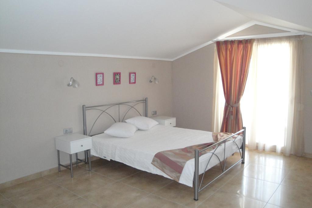 Amaryllis Studios Aszproválta Szoba fotó